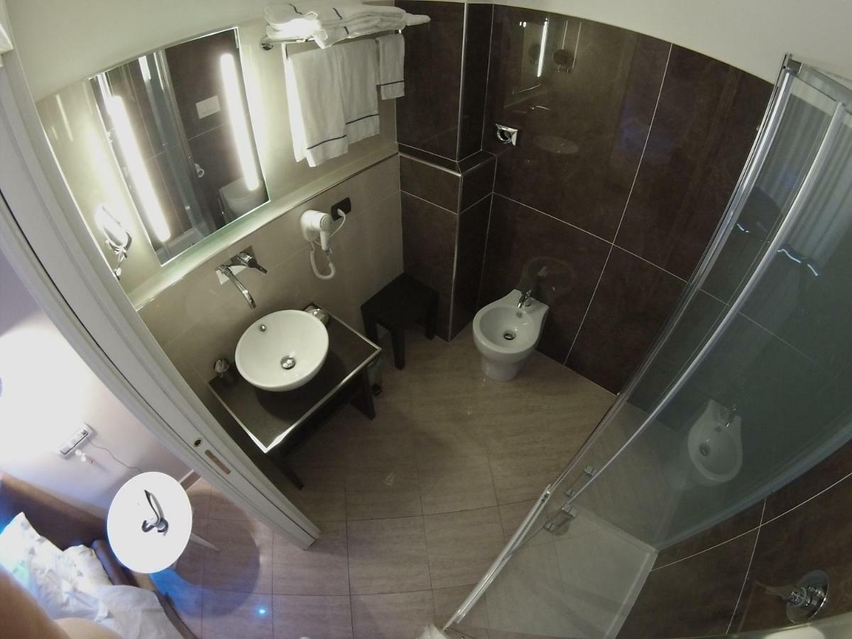 נאפולי Sonevi Rooms מראה חיצוני תמונה