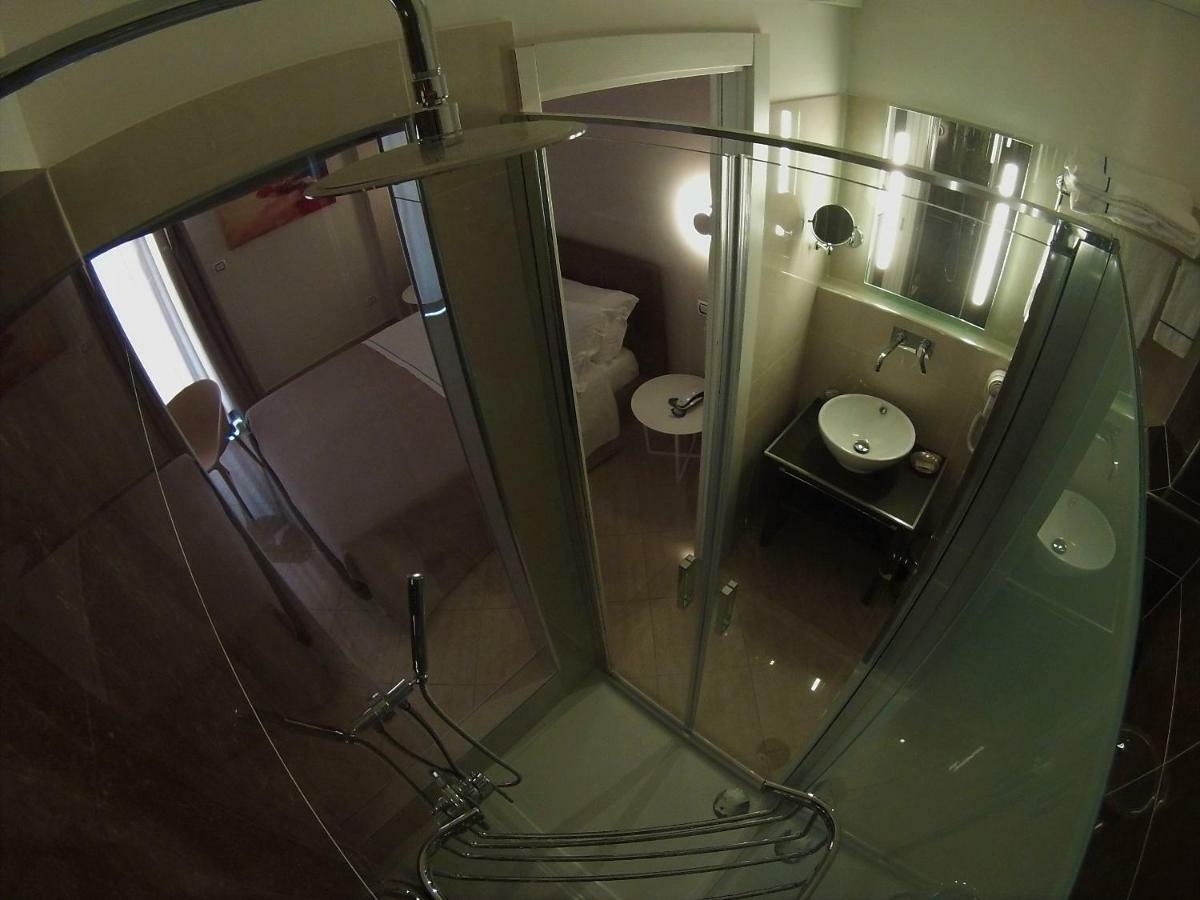 נאפולי Sonevi Rooms מראה חיצוני תמונה