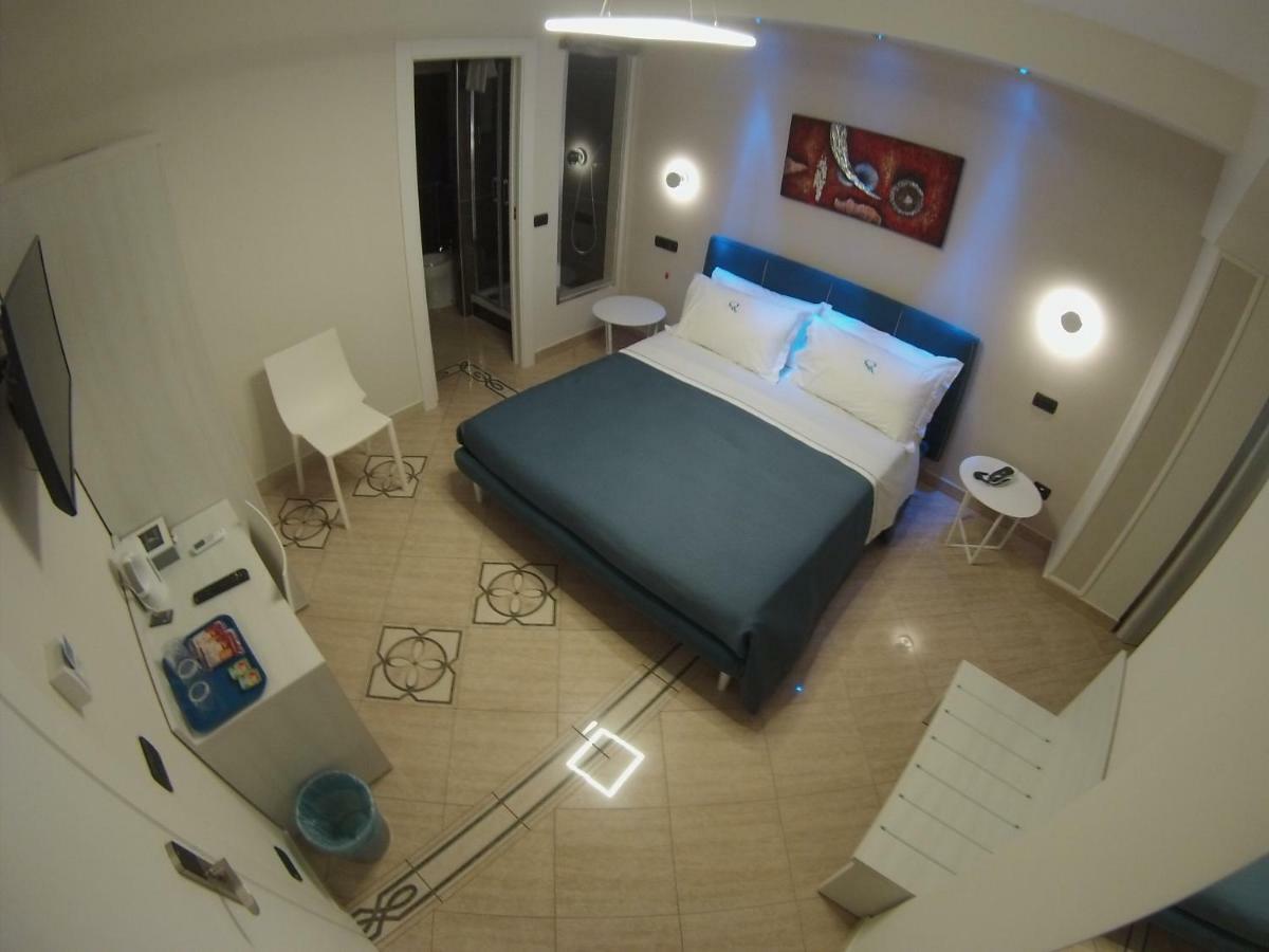 נאפולי Sonevi Rooms מראה חיצוני תמונה