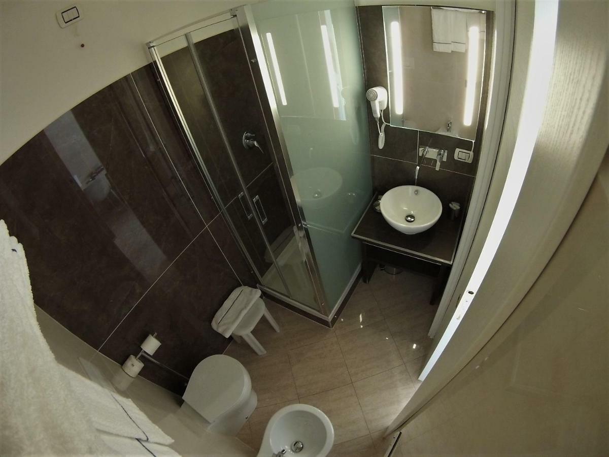 נאפולי Sonevi Rooms מראה חיצוני תמונה