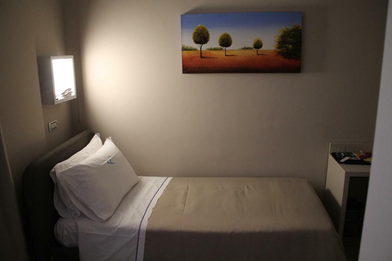 נאפולי Sonevi Rooms מראה חיצוני תמונה