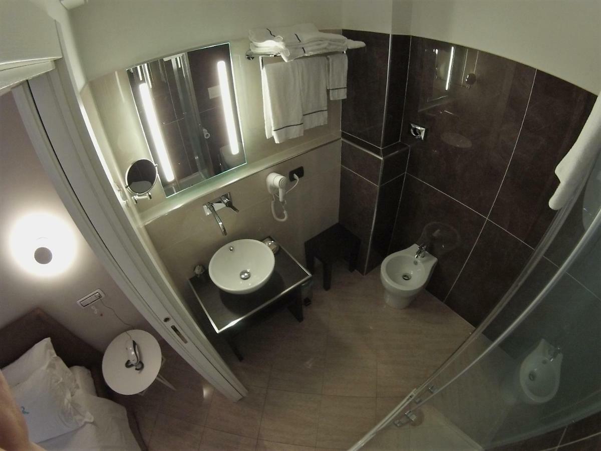 נאפולי Sonevi Rooms מראה חיצוני תמונה